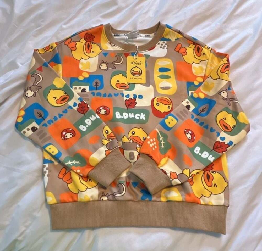 B.Duck All-Over Print Cartoon Crewneck Sweatshirt